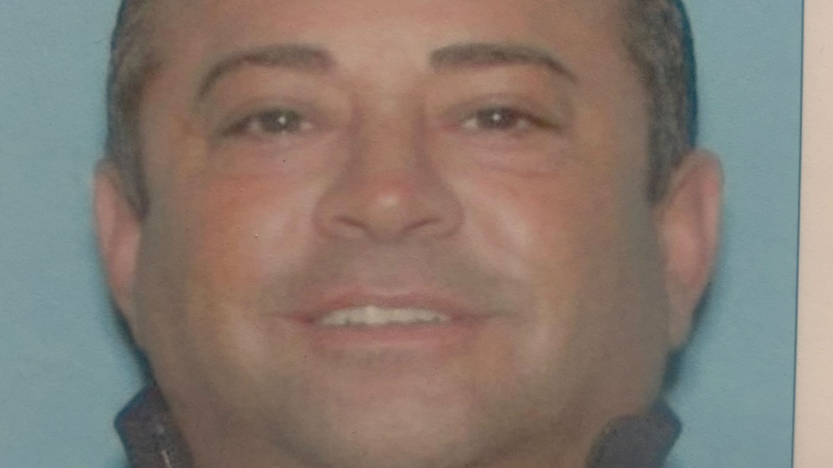 Burr Ridge restaurateur, Chicago Outfit figure arrested in Indiana