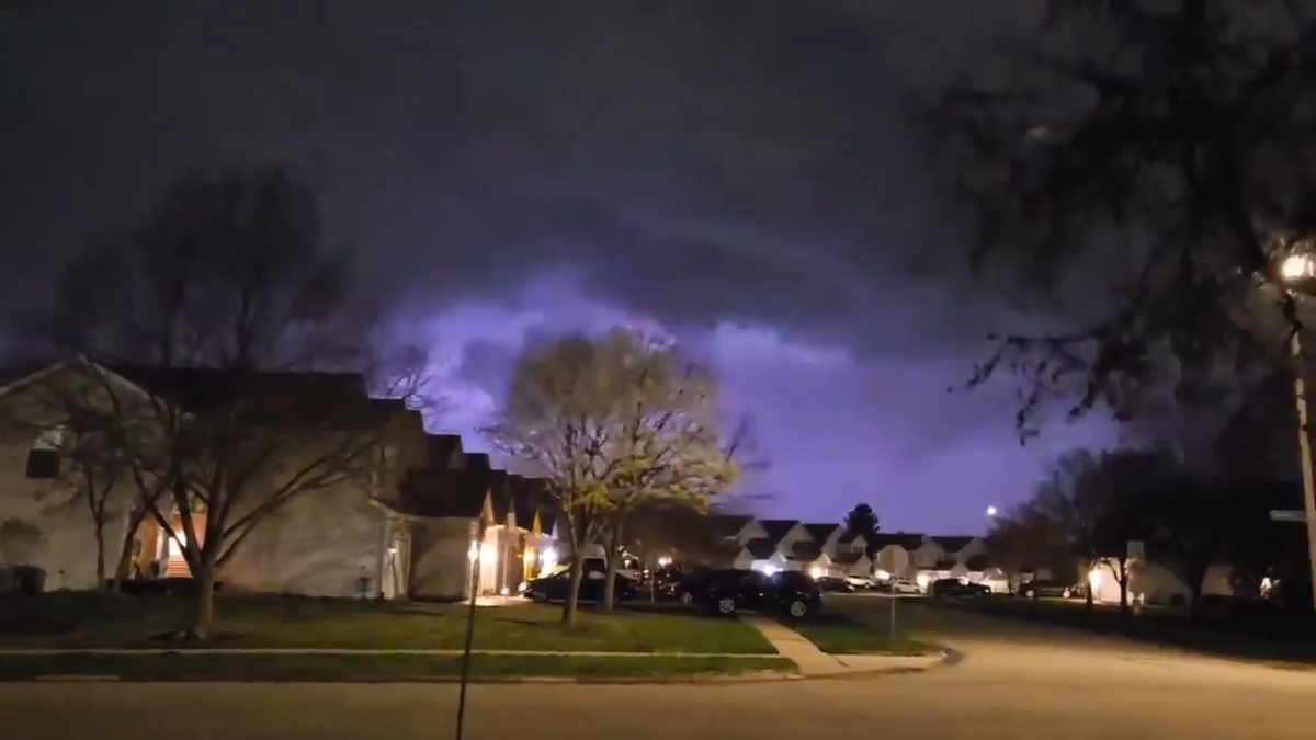 Ground stop issued at Chicagos OHare airport due to thunderstorms