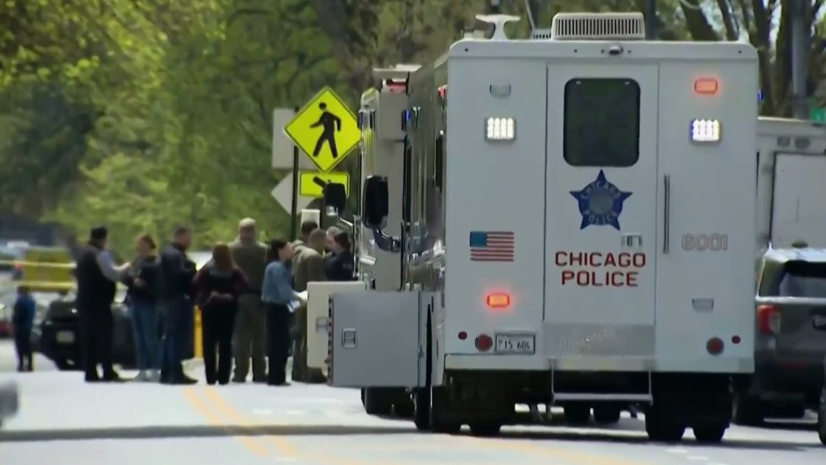Officer wounded in Swedish Hospital shooting transferred to rehab facility