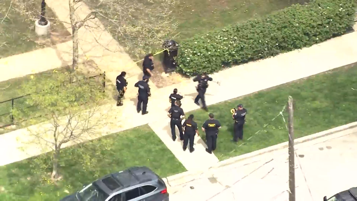 Evanston residents urged to avoid park, school on lockdown as police investigate shooting