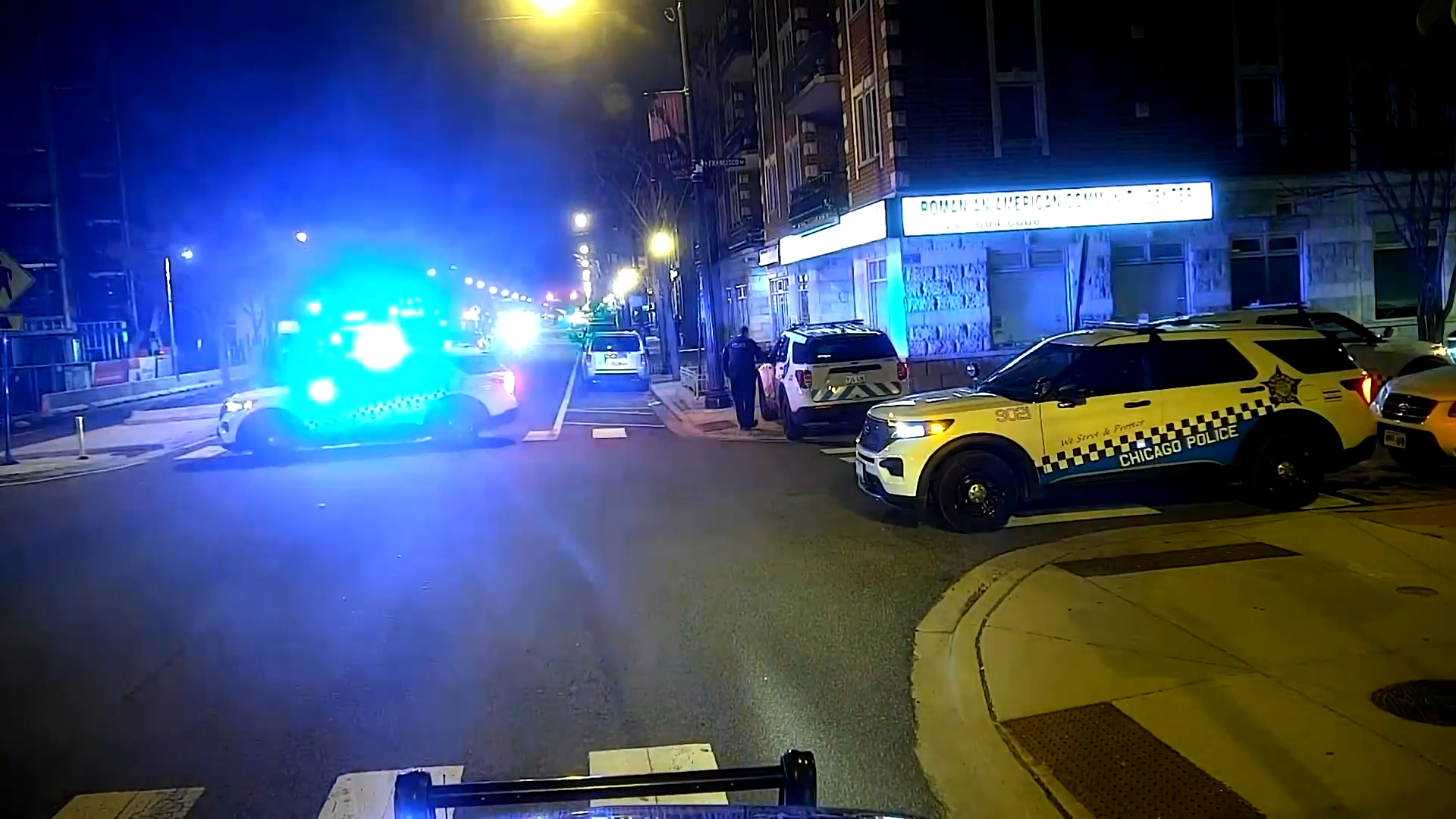 3 injured, 1 critically, in Albany Park neighborhood, Chicago police say