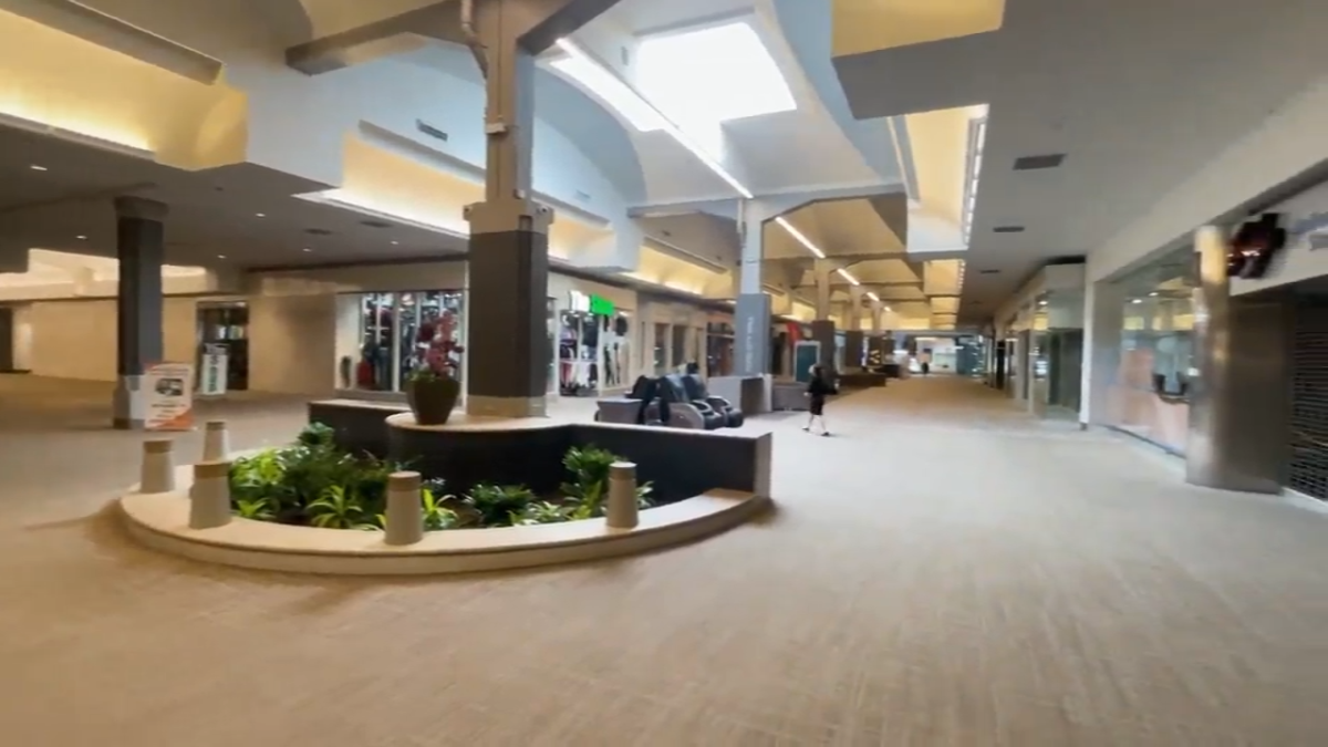 What's next for Ford City Mall as Chicago officials seek its closure