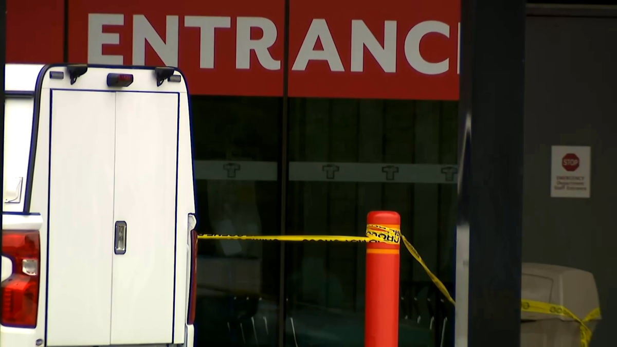 Chicago man identified as suspect in shooting of deputy at NW Indiana hospital