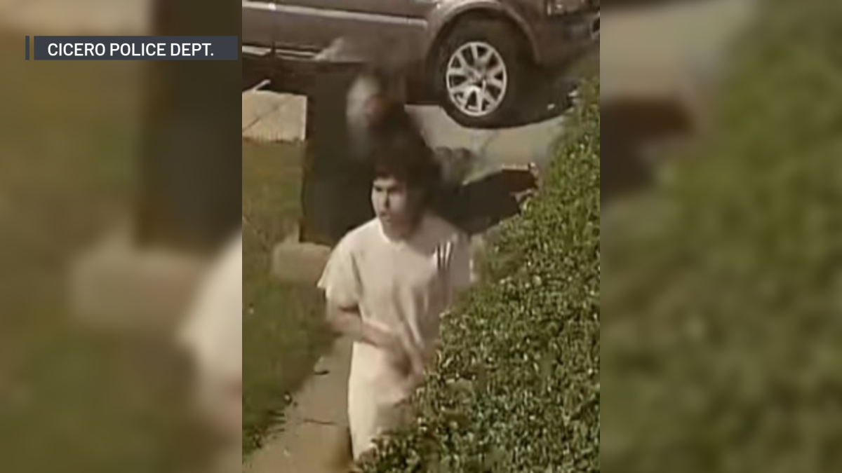 Cicero police release photo of person sought in deadly shooting of 18-year-old Cicero police release photo of person sought in deadly shooting of 18-year-old