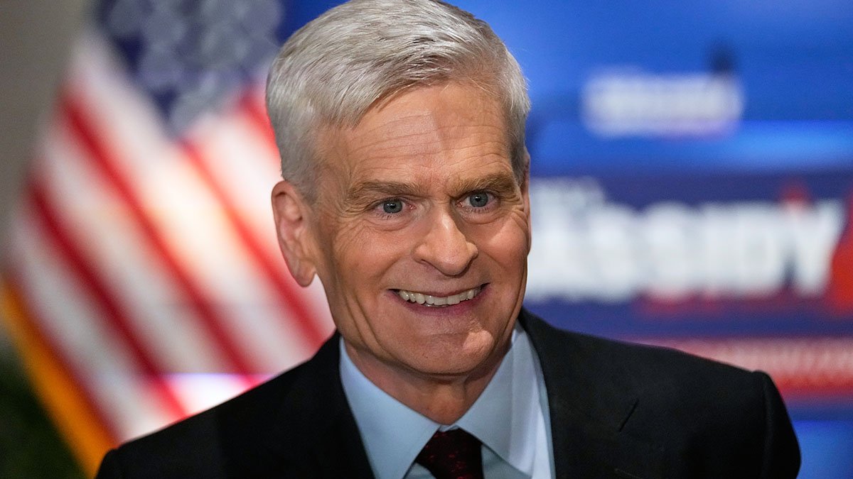 Image for Senate advances bill aimed at ending Iran war as Cassidy flips to support it
