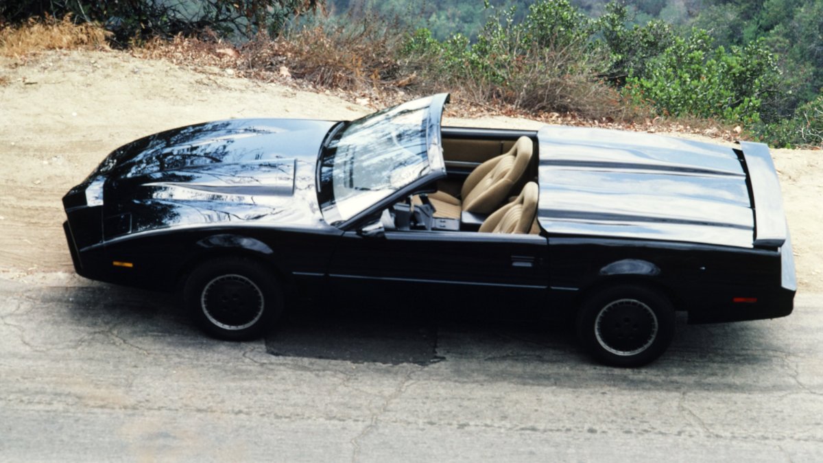 ‘Knight Rider’ KITT replica at suburban museum gets a ticket in the mail—but...