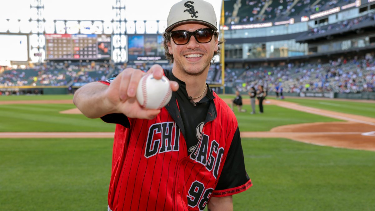 Actor Belmont Cameli throws shade at Cubs in ‘diabolically perfect' first pitch story