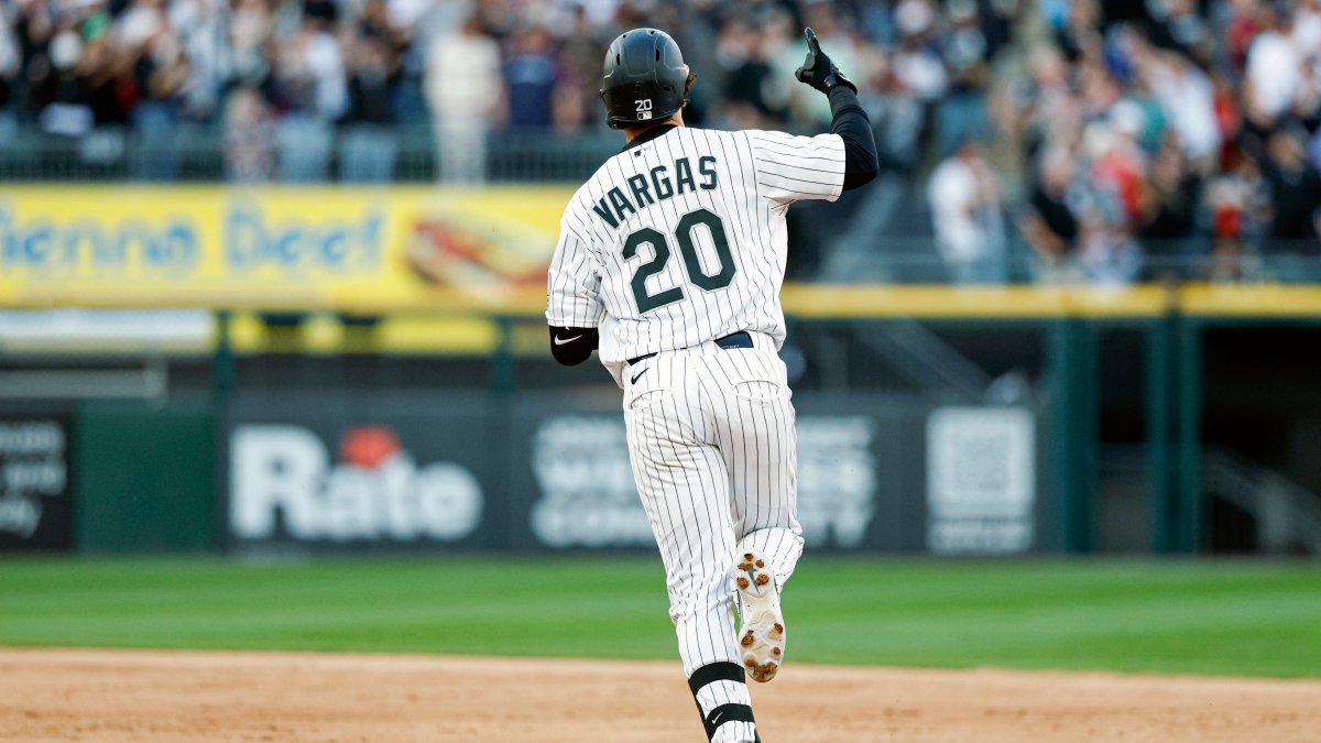 Miguel Vargas pair of home runs help White Sox snap losing streak Miguel Vargas pair of home runs help White Sox snap losing streak