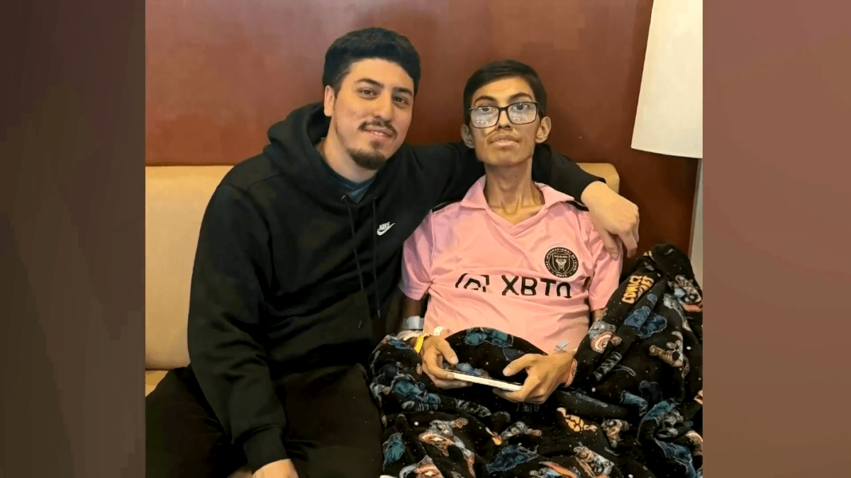 Chicago teen dying from terminal cancer pleads to see his detained parents once more