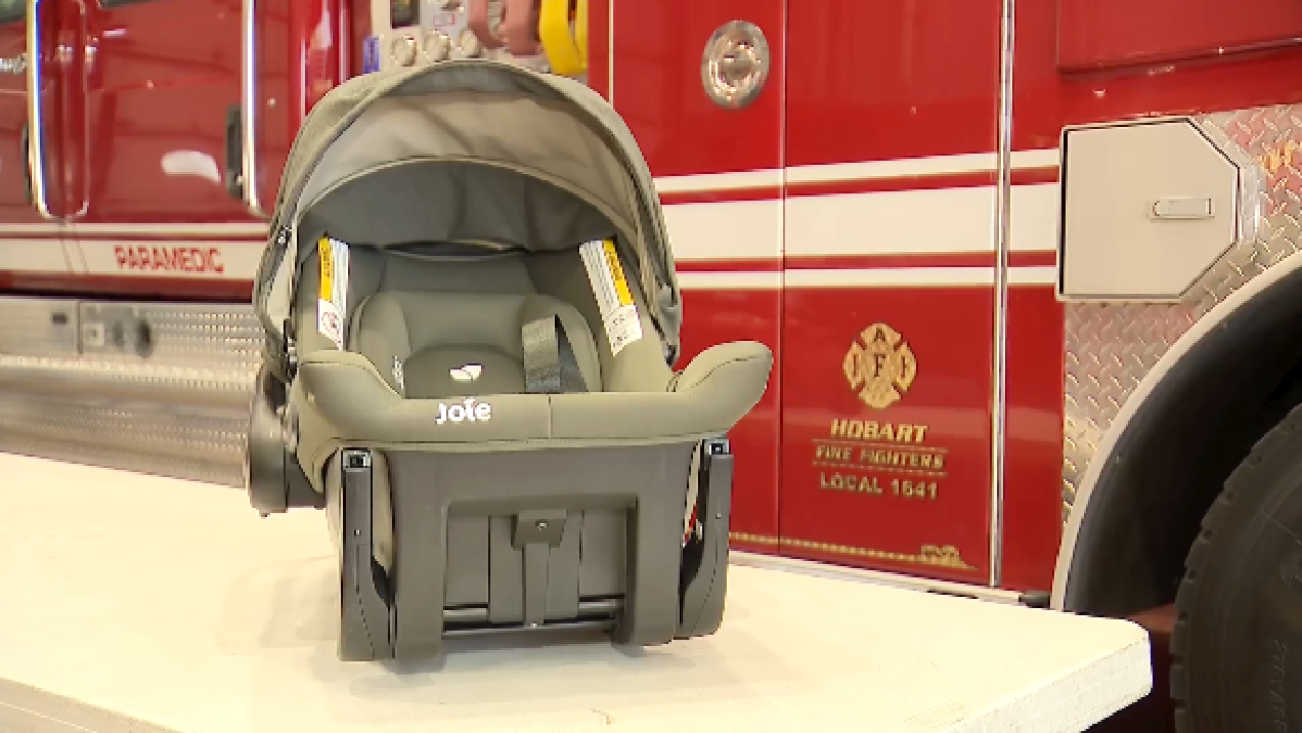 Firefighters issue safety reminder after multiple children killed in NW Indiana crash