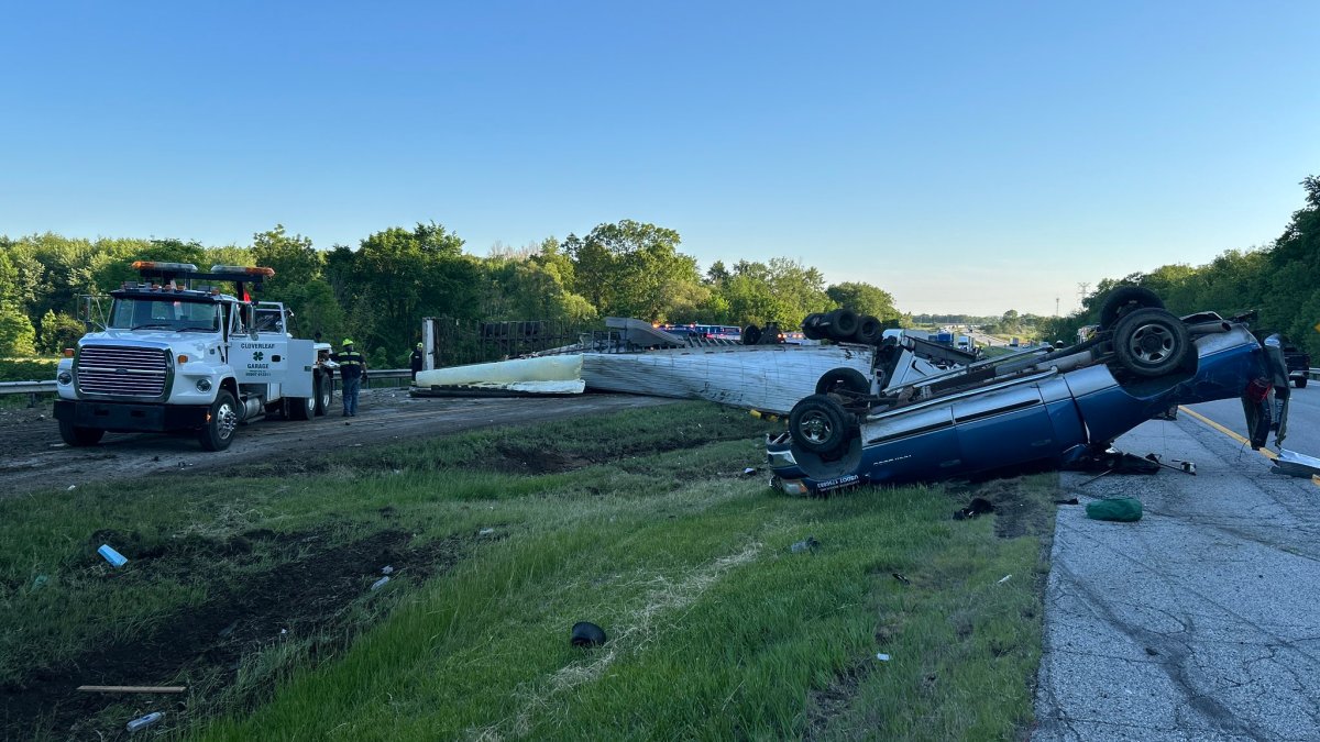 Delays expected after crash on Indiana Toll Road leaves semi, pickup truck flipped Delays expected after crash on Indiana Toll Road leaves semi, pickup truck flipped