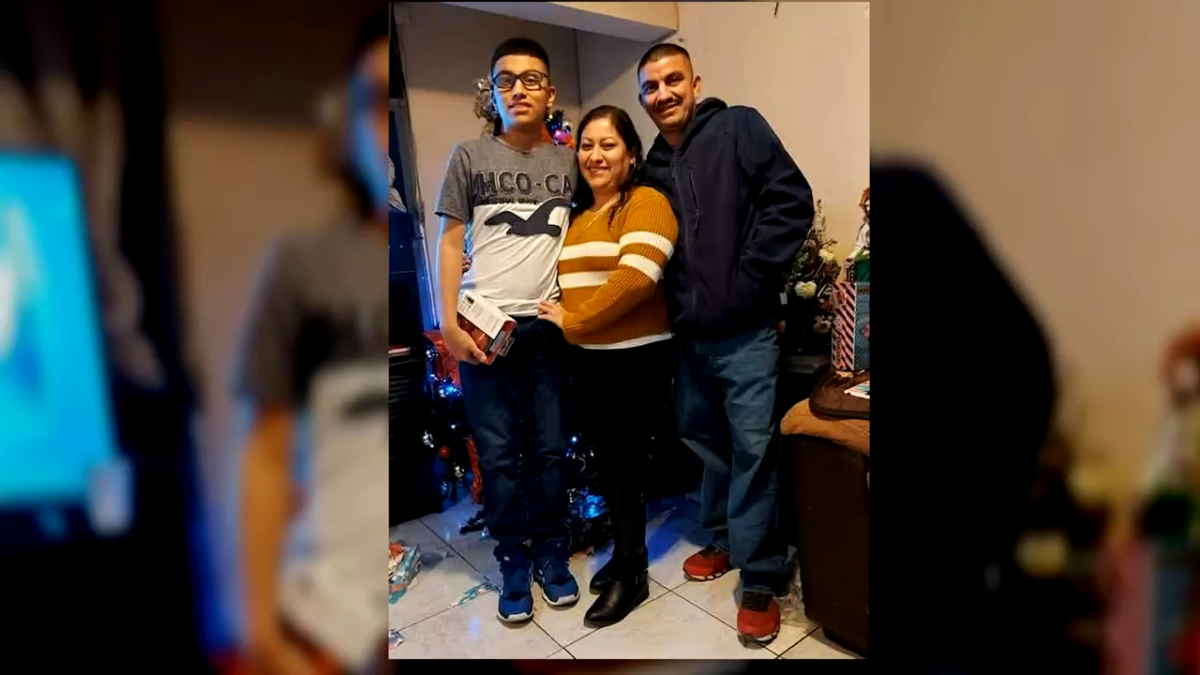 Chicago teen battling terminal cancer dies hours after reuniting with parents
