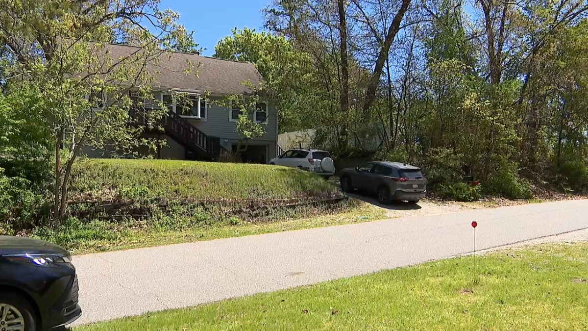 Teen killed, 2 others hurt in shooting at Indiana post-prom party – NBC ...