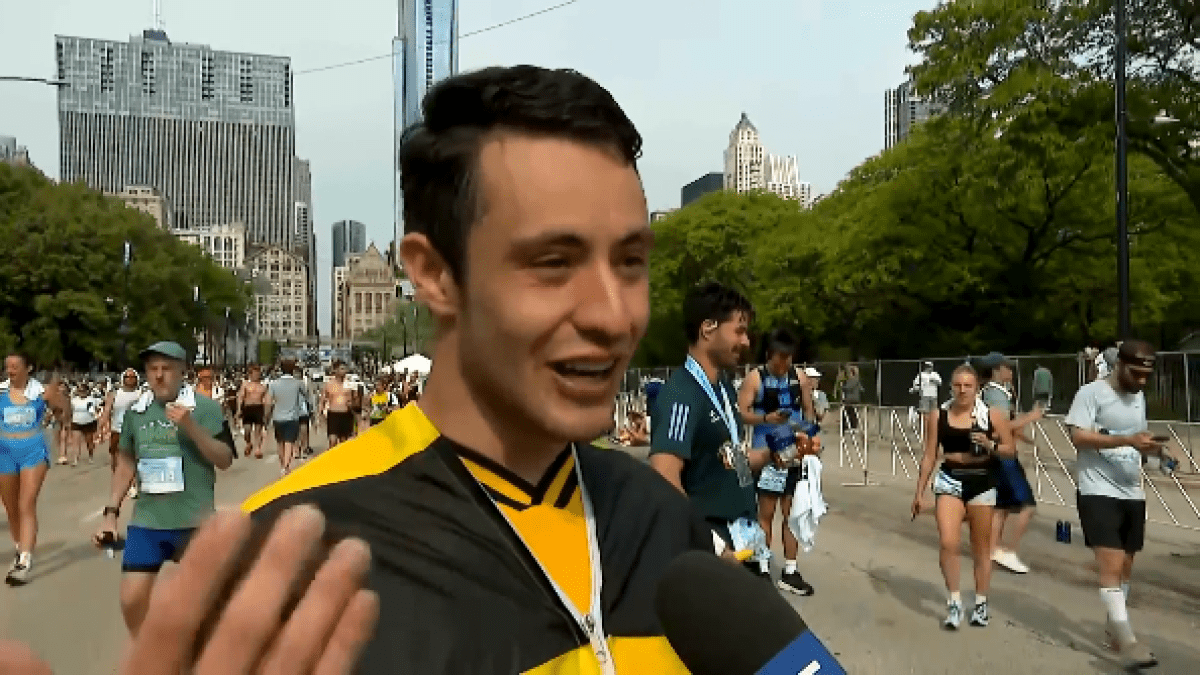 Grad student running every Chicago street will be allowed to stay in U.S.