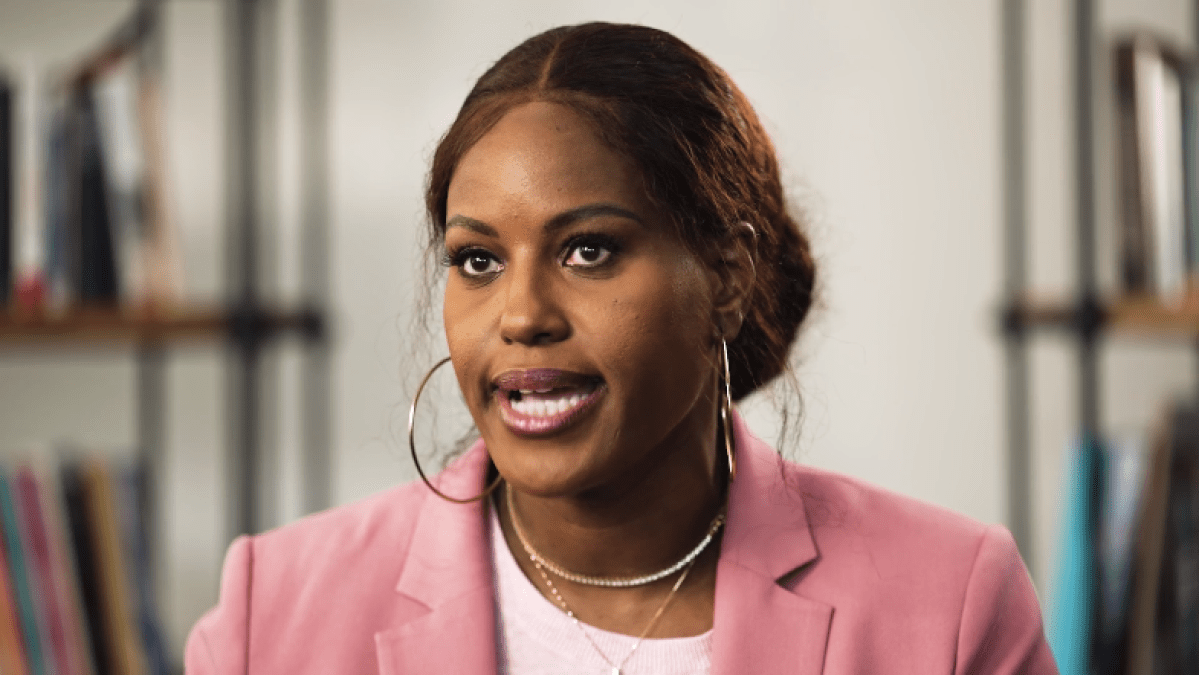 Stacy Davis Gates speaks out on opposition to Bears stadium bill