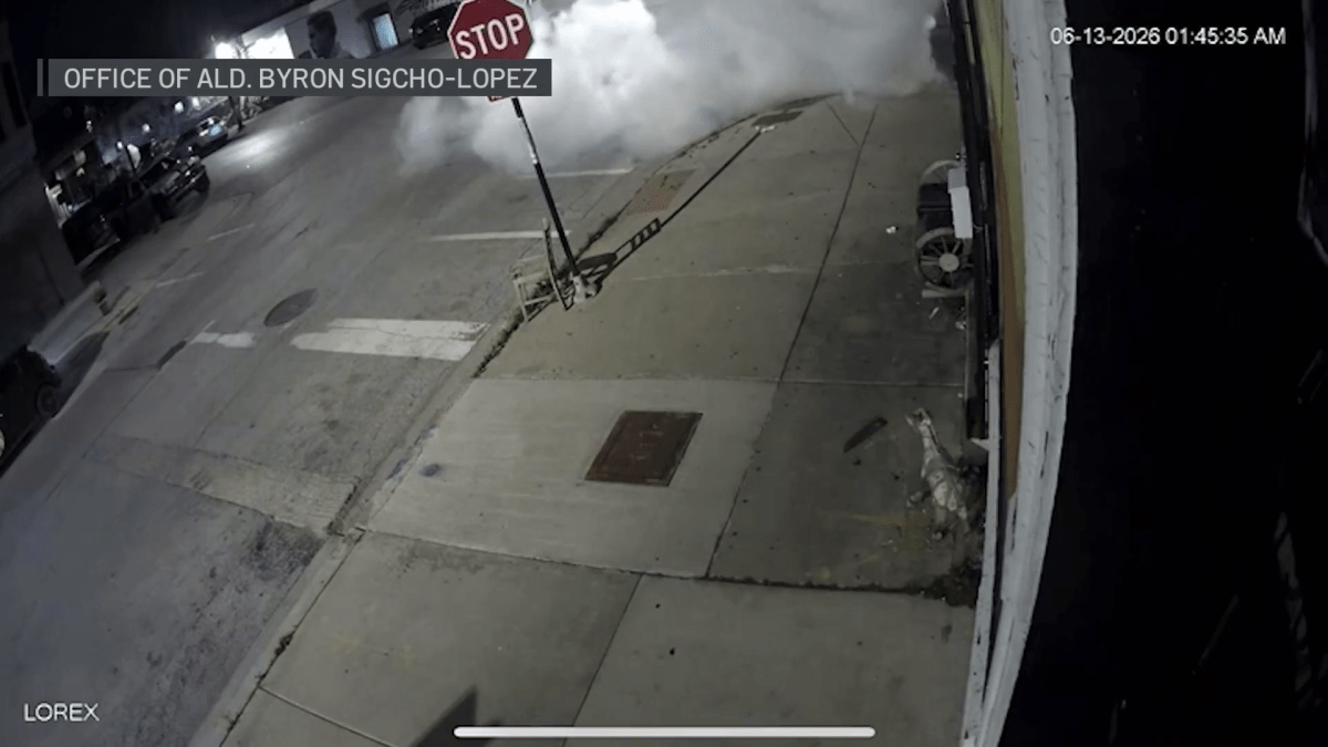 Chicago alderman says explosion outside his home was ‘act of intimidation'