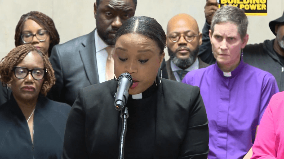 Chicago faith, community leaders advocate for new city anti-violence office Chicago faith, community leaders advocate for new city anti-violence office