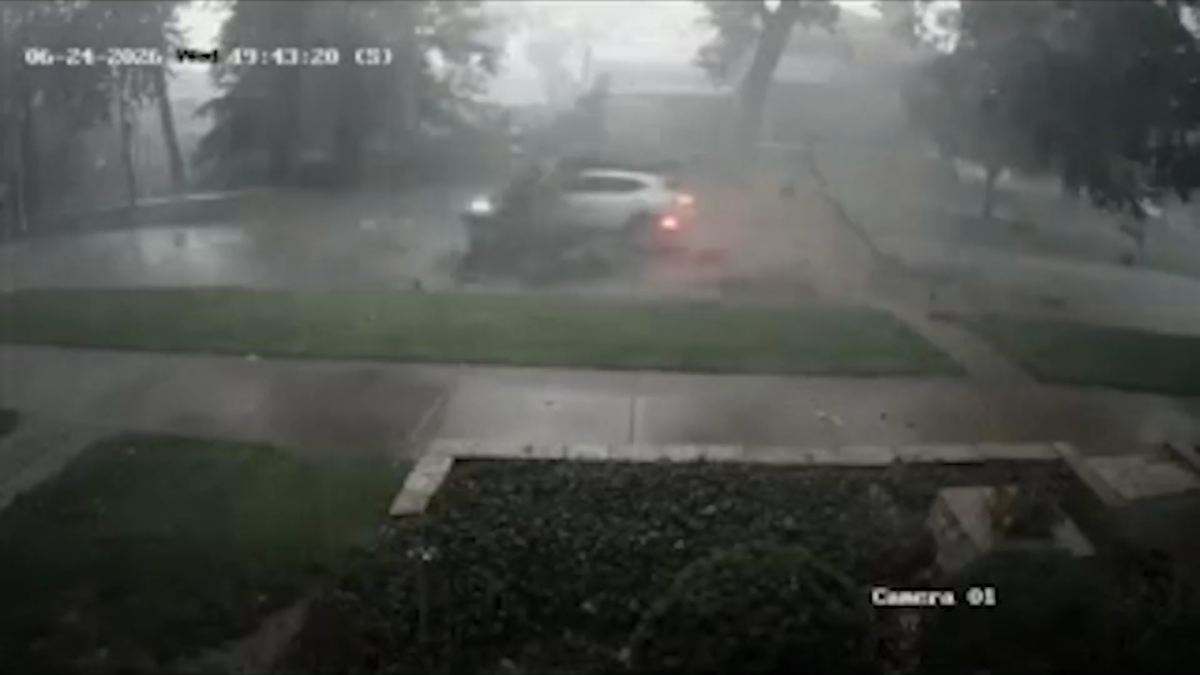 Video captures large branch fall on moving car in Chicago during damaging storms