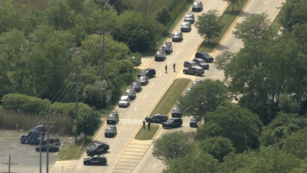 Suburban Lansing residents asked to shelter in place after shooting