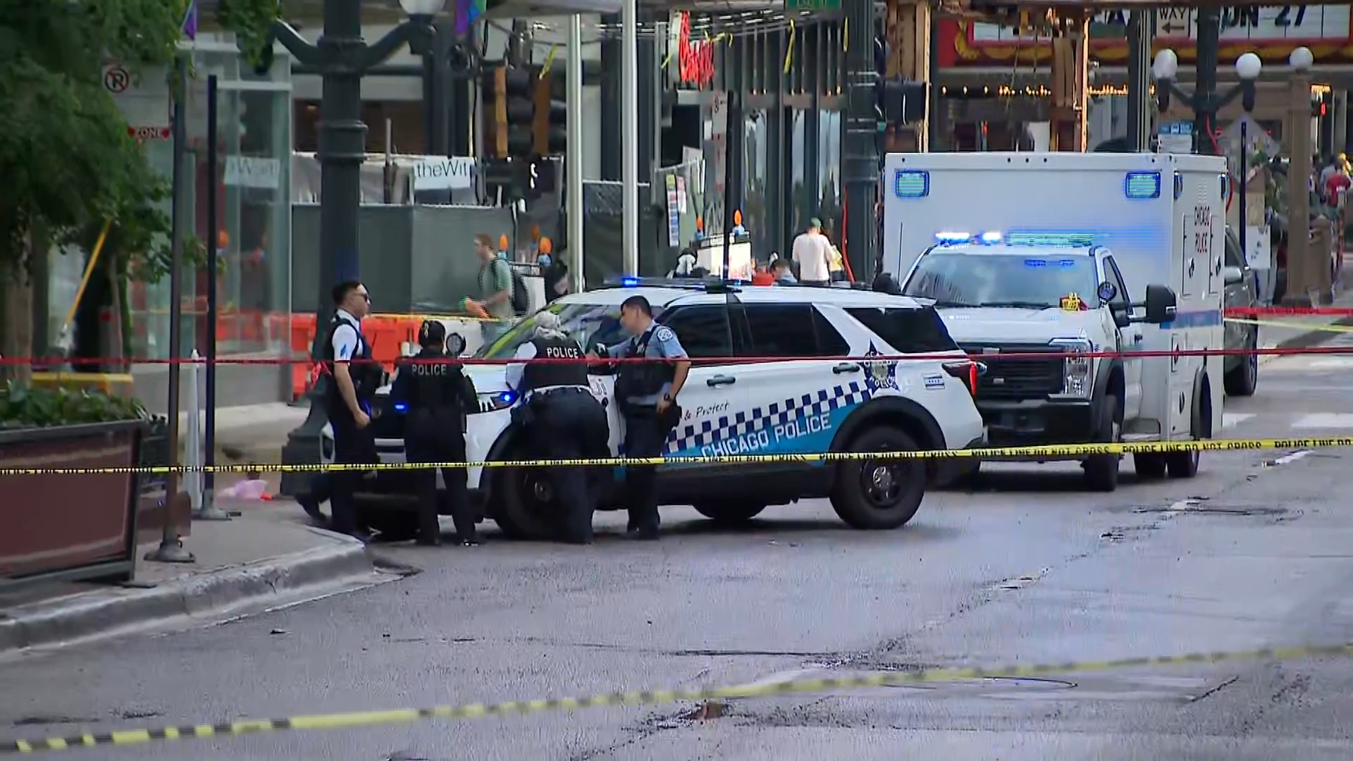 nbcchicago.com - 3 hospitalized after sexual assault, stabbing in Chicago's Loop: police