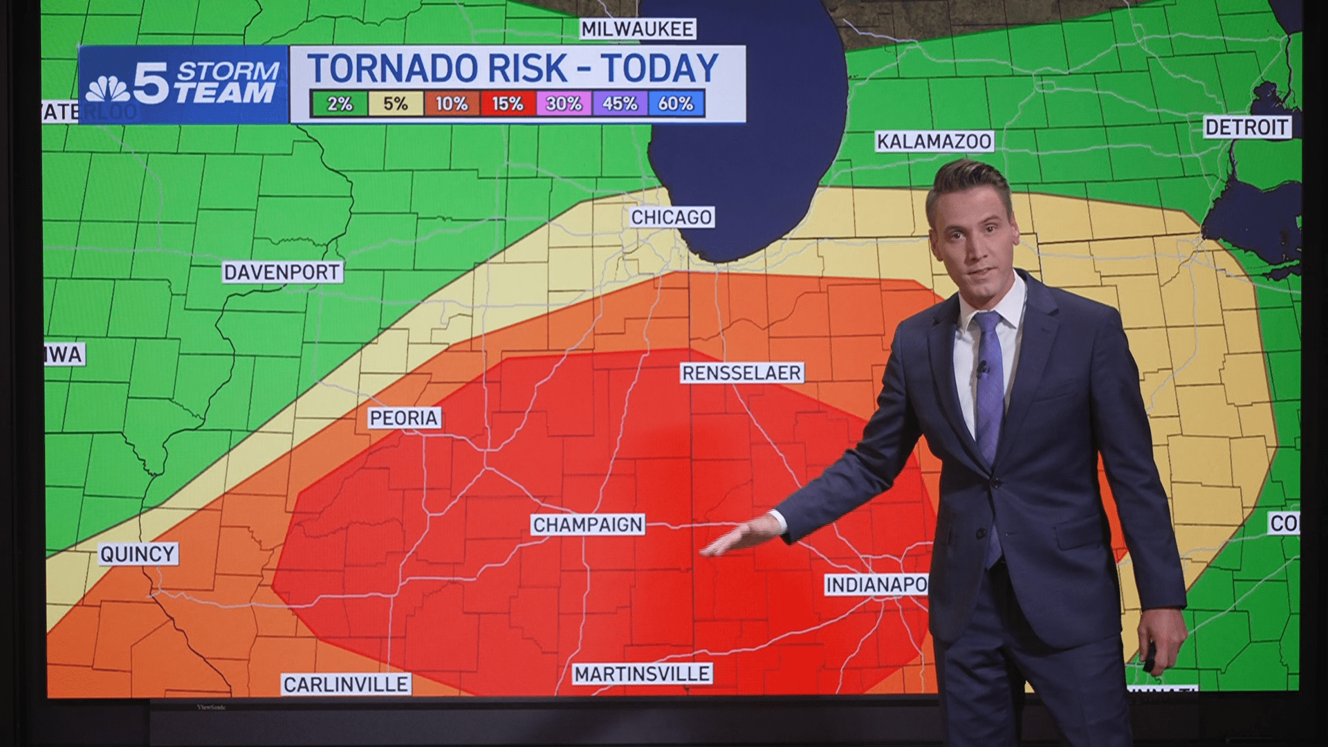 Severe weather threat appears to shift for Chicago area. Here's what's changed