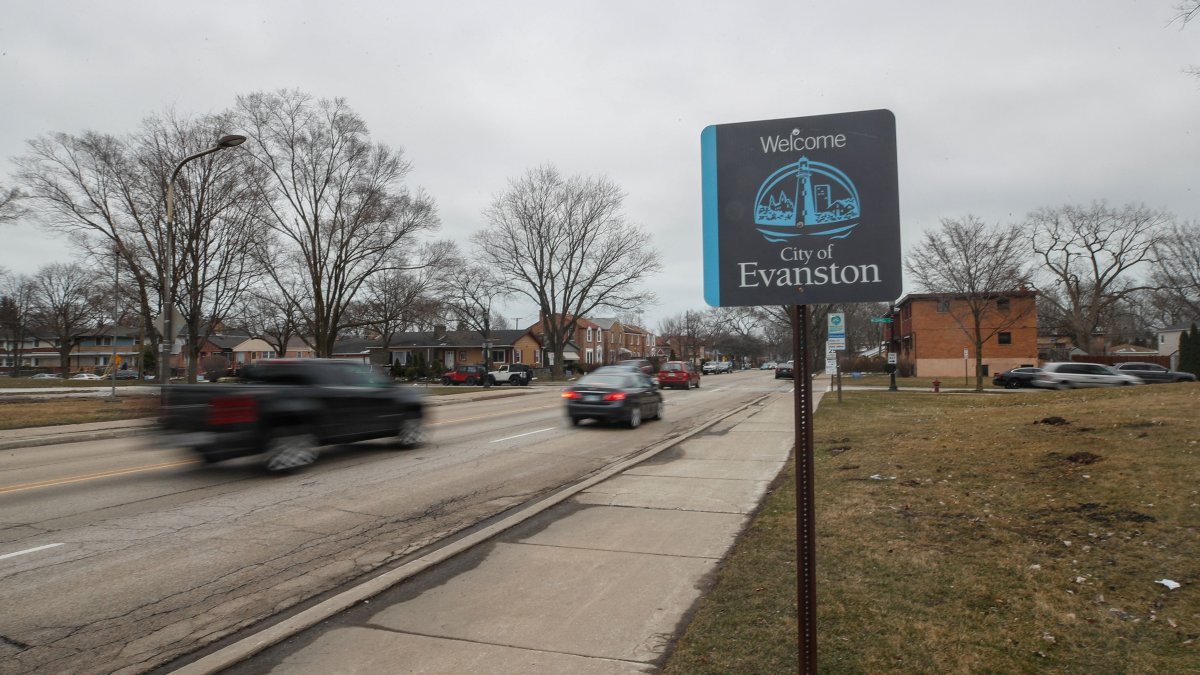 Federal government seeks to halt Chicago suburbs reparations program for Black people