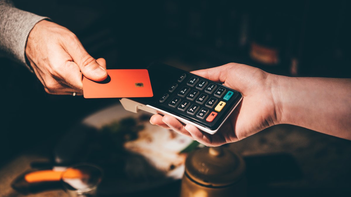 Controversial credit card swipe fee law in Illinois delayed another year Controversial credit card swipe fee law in Illinois delayed another year