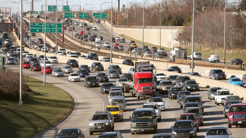 CHICAGO, IL – NOVEMBER 27:  Traffic backs up on the Kennedy Expressway as commuters and holiday travelers try to get an early start on their Thanksgiving travel on November 27, 2013 in Chicago, Illinois. The Illinois Tollway expects about 10 million vehicles to travel through the states toll system from today until Monday. Chicago’s Department of Aviation said it expects another 1.9 million to travel through the city’s two airports during an eight-day Thanksgiving travel period which ends December 3. A wintry storm system that is covering much of the nation is threatening to wreak havoc on holiday travel especially in the South and Northeast.  (Photo by Scott Olson/Getty Images)