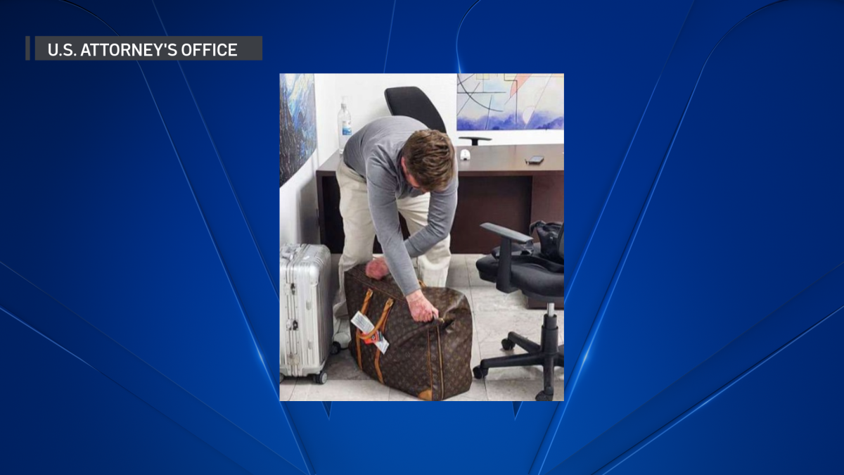Illinois high school teacher charged with transporting child pornography on flight