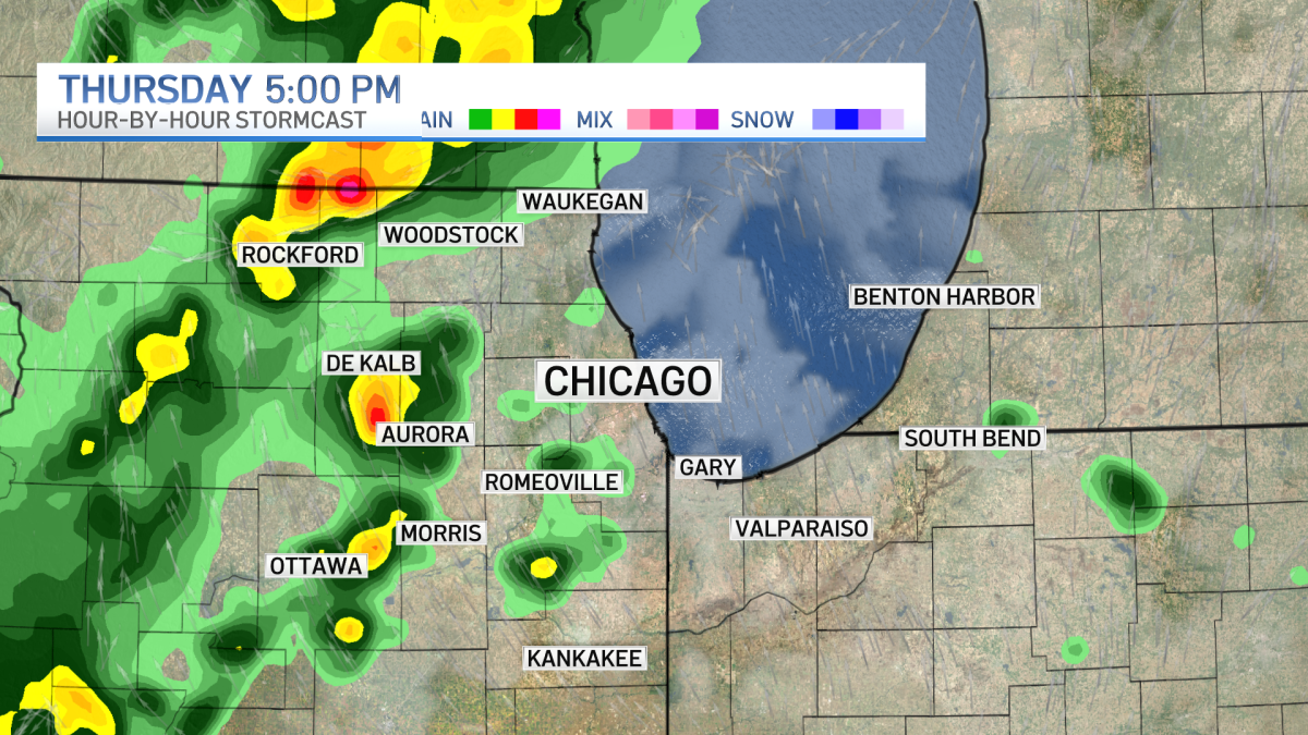 2 more waves of storms expected in Chicago area, bringing greater tornado risk