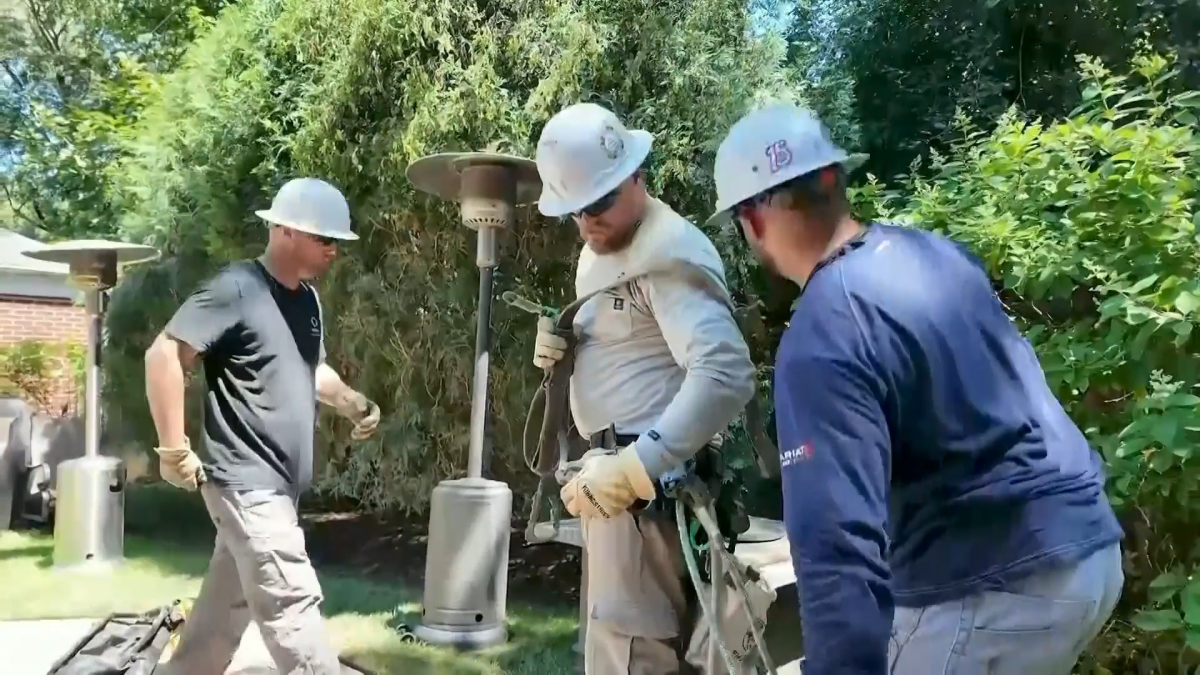 ComEd says most power in Chicago area restored as thousands remain in the dark