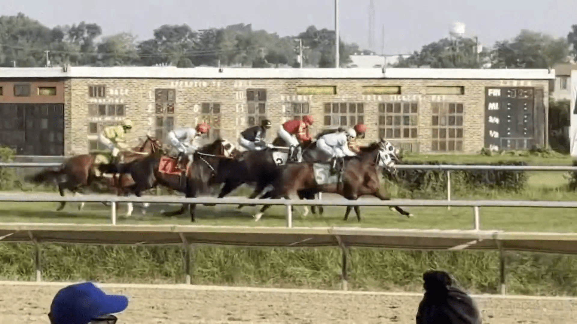 Hawthorne Race Course faces uncertain future as bankruptcy sale awaits approval