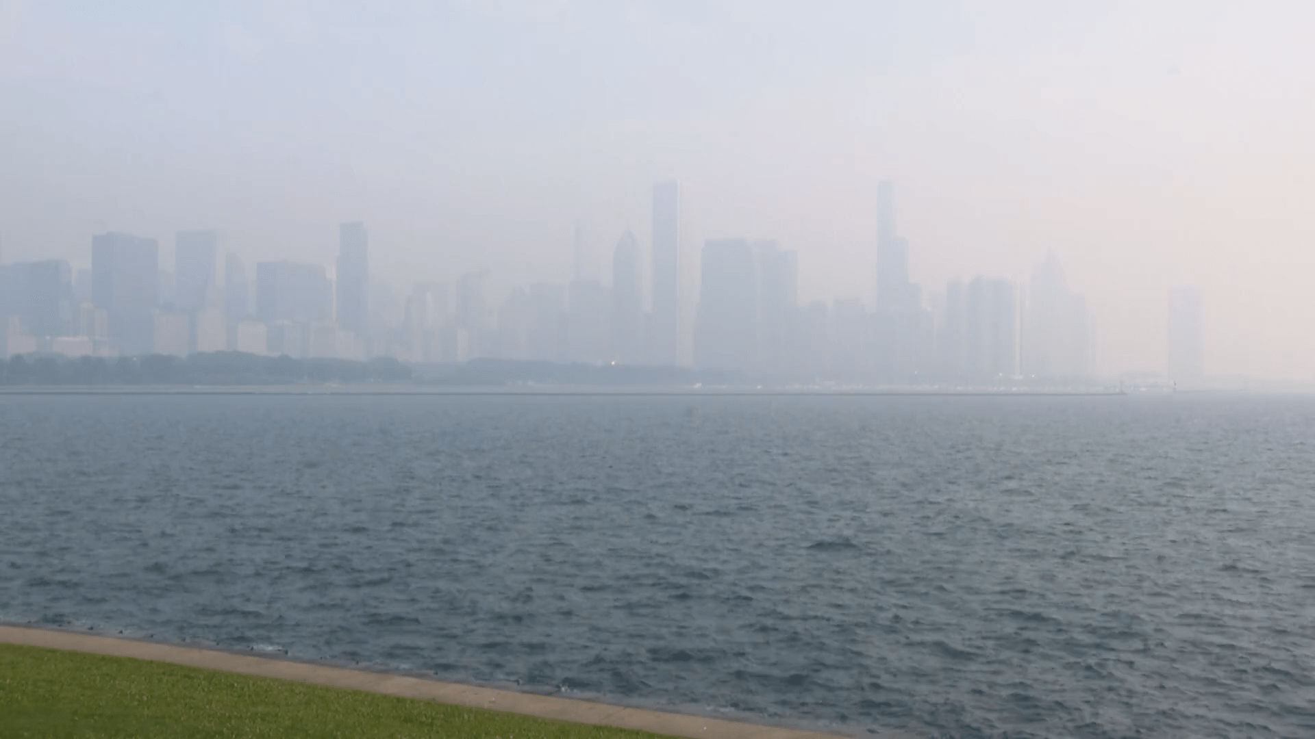 When will the wildfire smoke in Chicago go away? Air quality improvement timeline