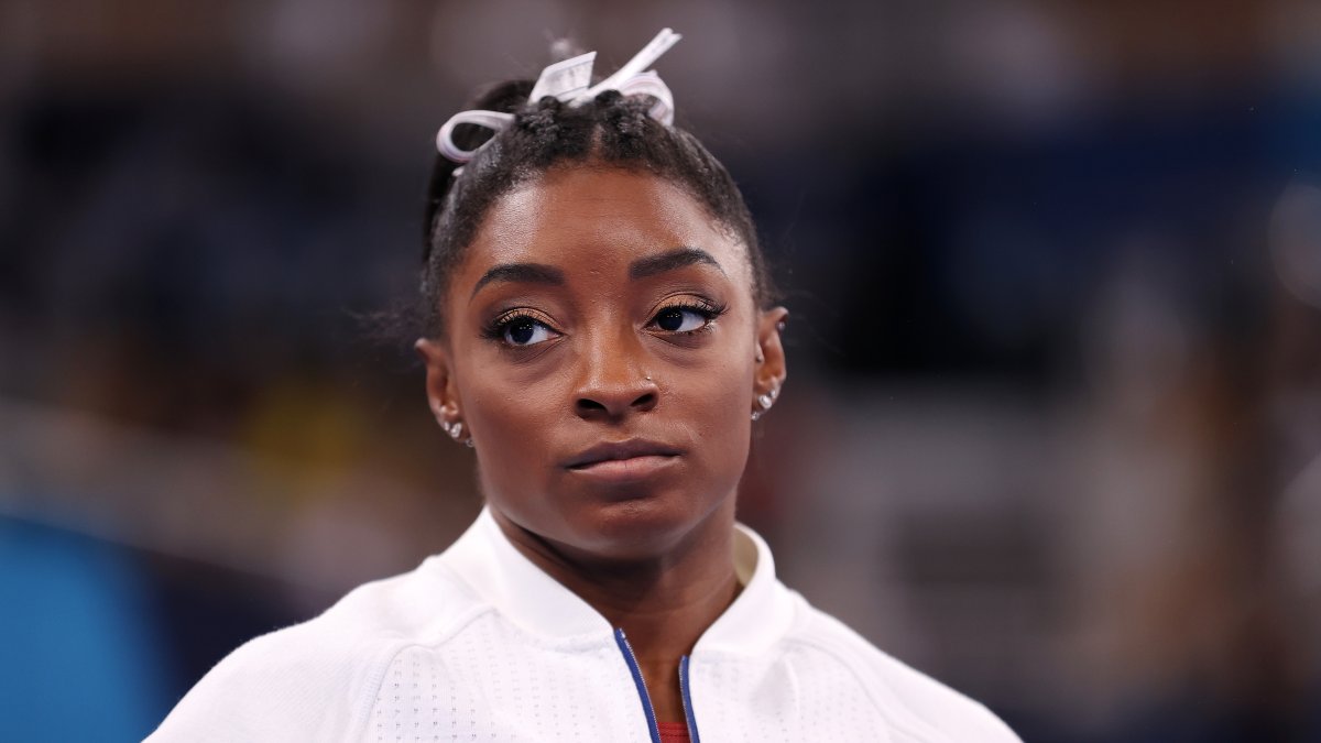 Simone Biles reveals car was stolen from Chicago home by 3 masked men Simone Biles reveals car was stolen from Chicago home by 3 masked men