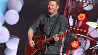 LOS ANGELES, CA – NOVEMBER 20: Blake Shelton performs during “Jimmy Kimmel Live!” on November 20, 2024 in Los Angeles, California.  (Photo by PG/Bauer-Griffin/GC Images)