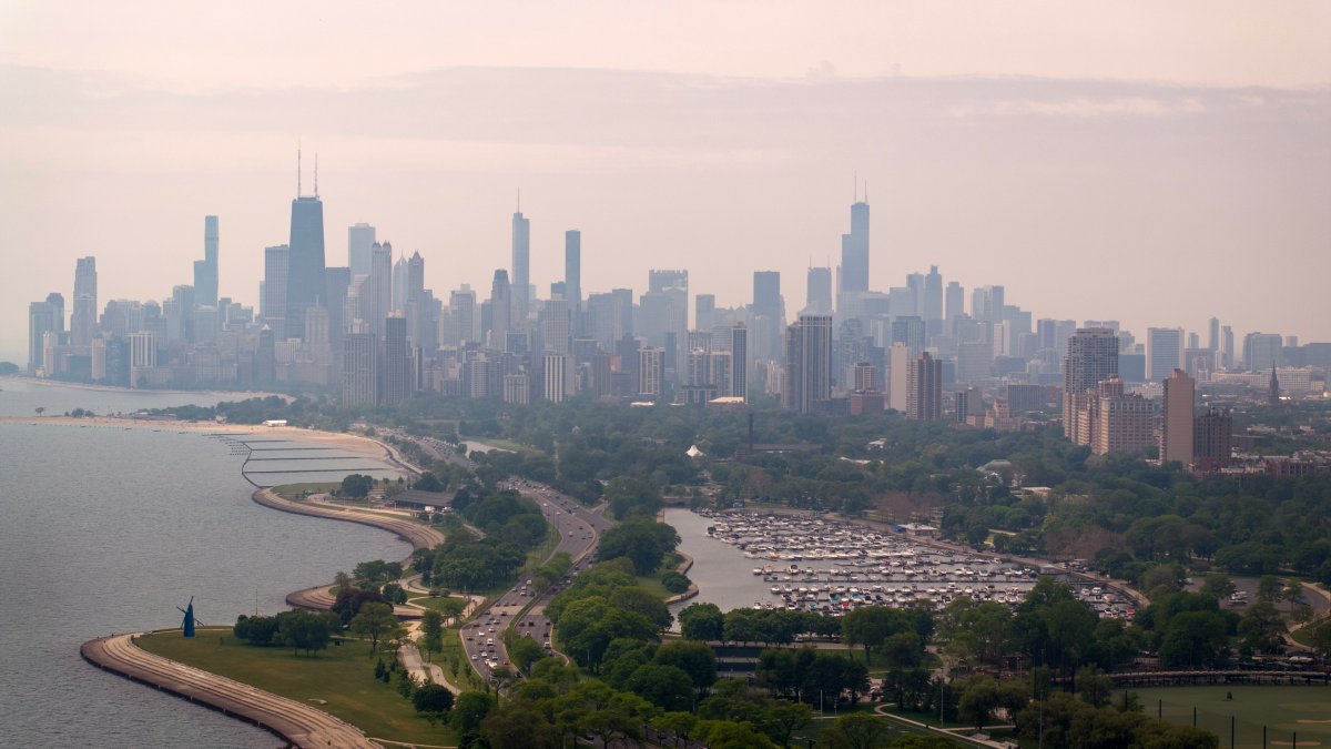 Bad air quality, severe weather threat loom in Chicago forecast this week Bad air quality, severe weather threat loom in Chicago forecast this week