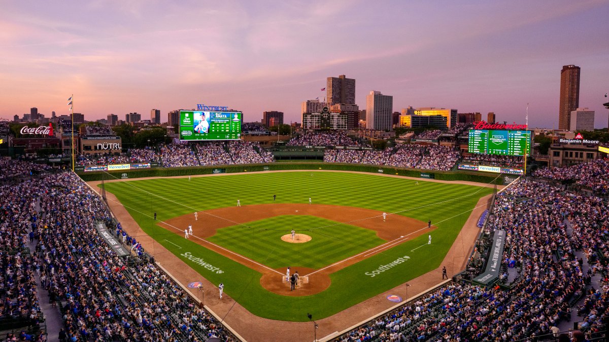 Man who slapped Cubs fan for not standing during National Anthem speaks out