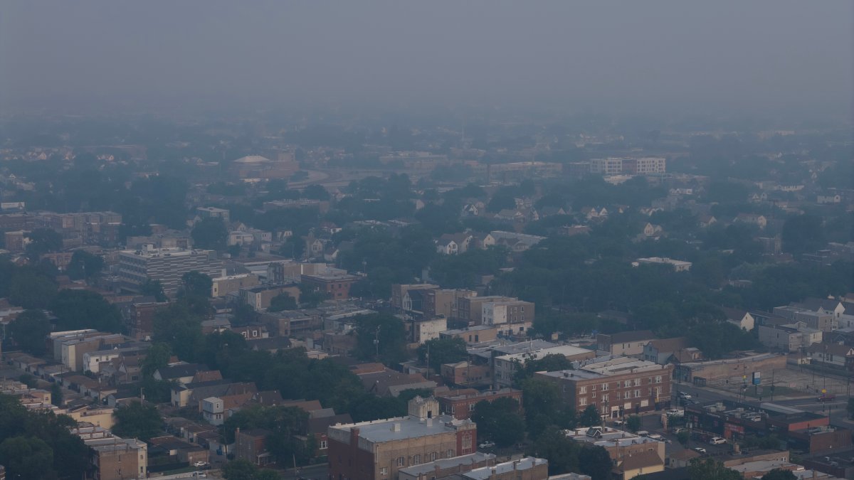 What does hazardous air quality mean? Levels in some suburbs off the charts