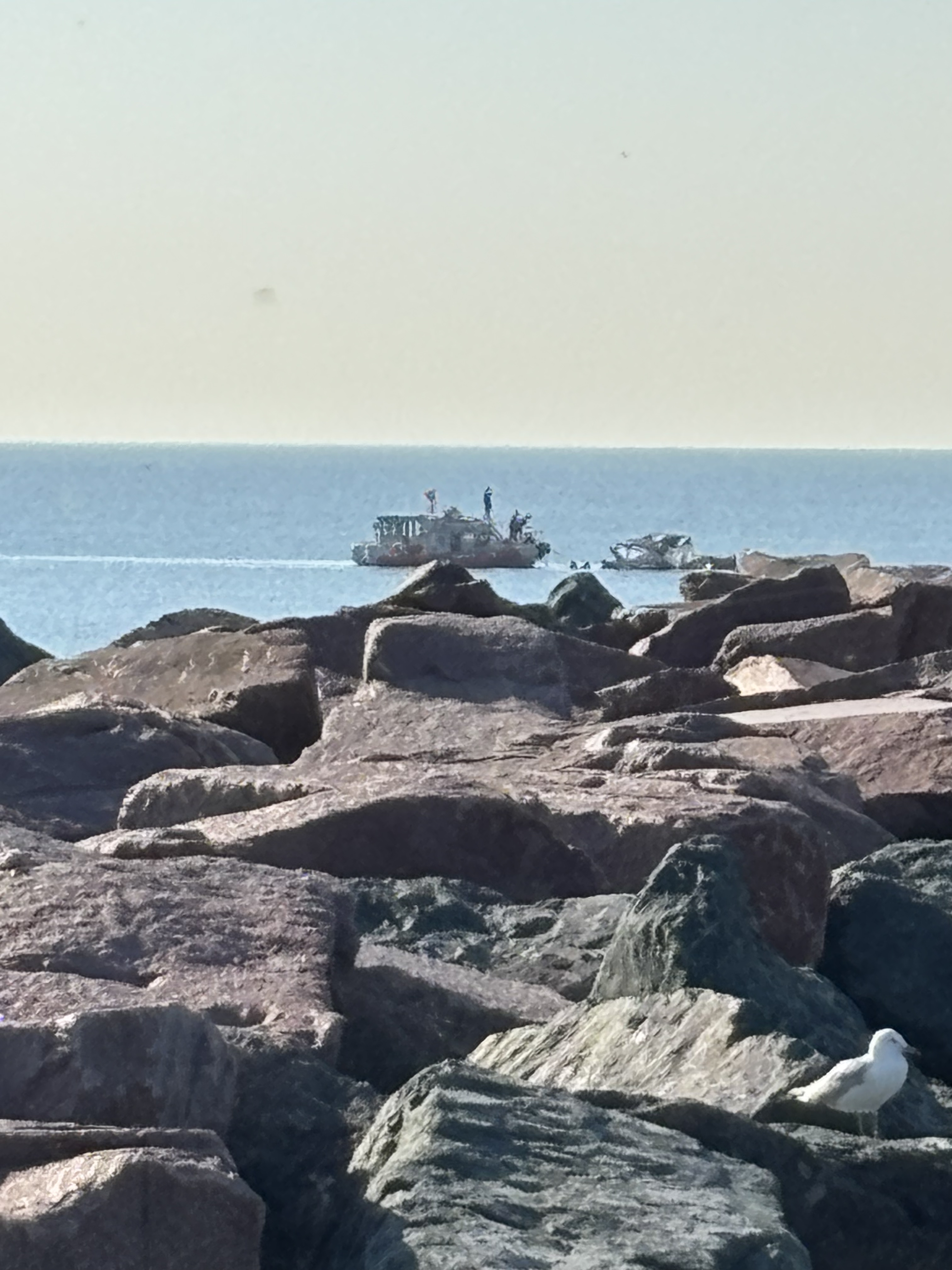 Crews responding to boat underwater in Lake Michigan near 31st St. Beach