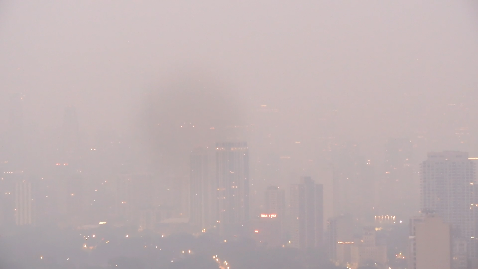 ‘It smells like smoke:' Video shows wall of wildfire smoke across Chicago, suburbs