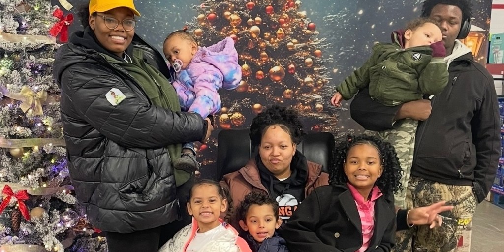 Mom names each of her 7 children after different day of the week
