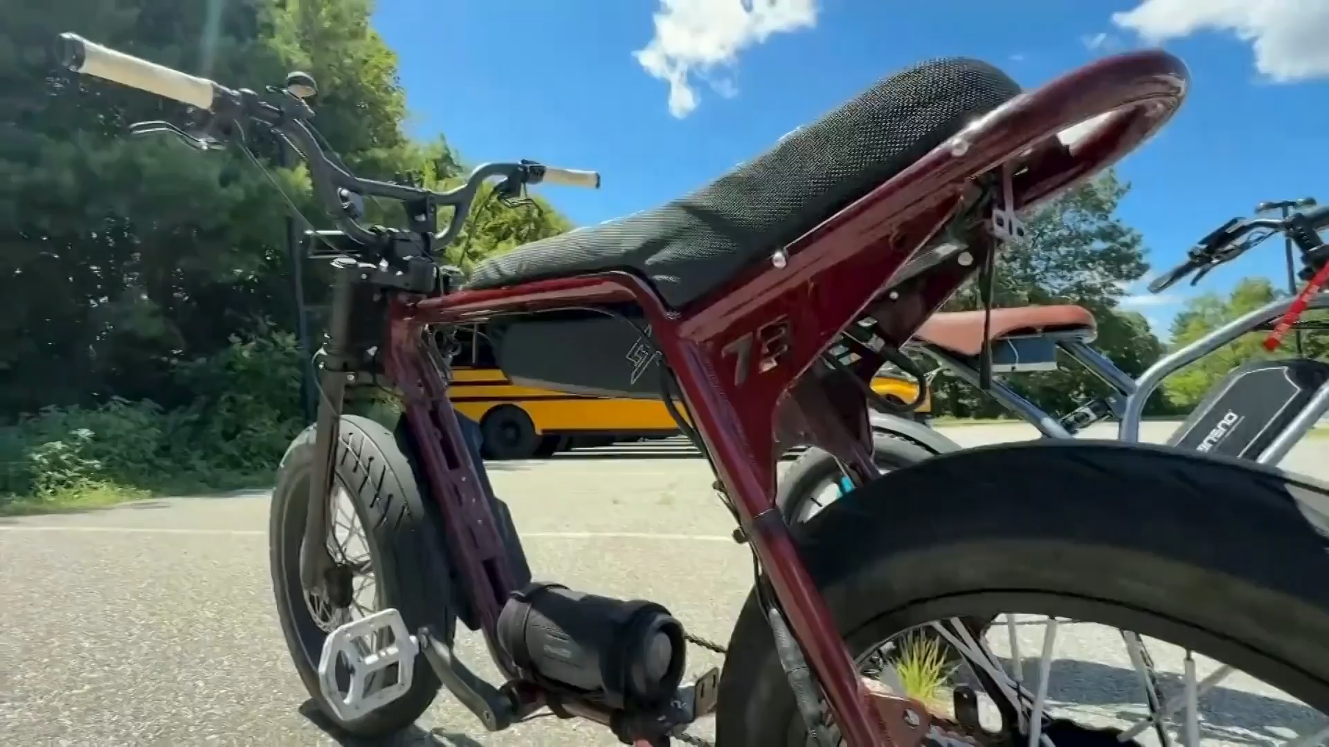 nbcchicago.com - Izzy Stroobandt - New Illinois law sets license, insurance requirements for e-bike riders