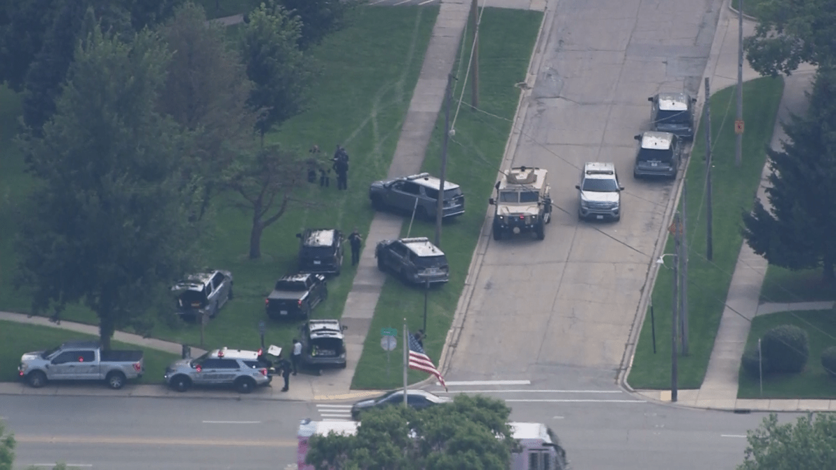 Person in custody after police, SWAT surround north suburban home Person in custody after police, SWAT surround north suburban home
