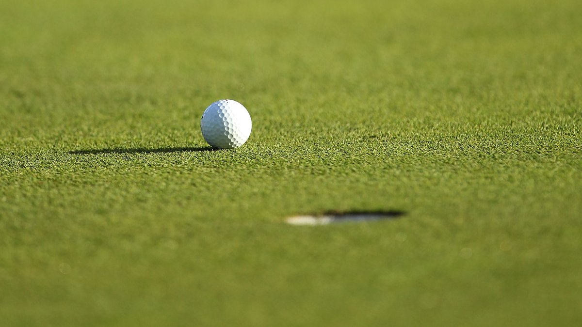 Australian golfer Jessica Bang dies at 18 after collapsing ahead of event