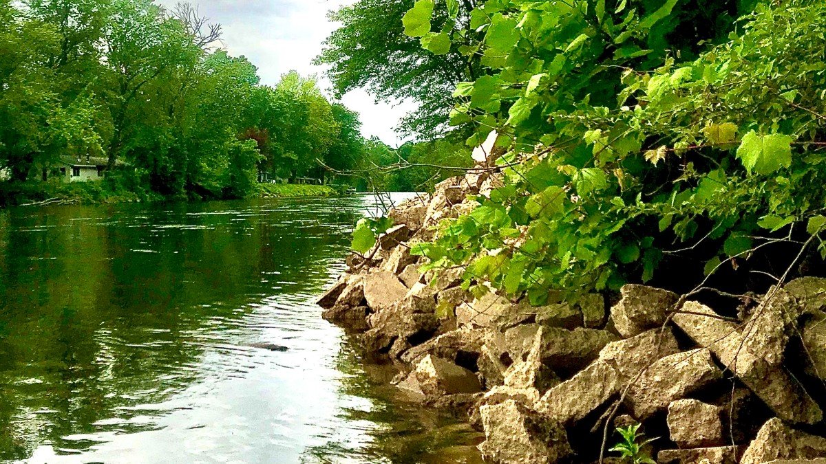 Two women, 9-year-old child missing after disappearance while tubing in Michigan: Police