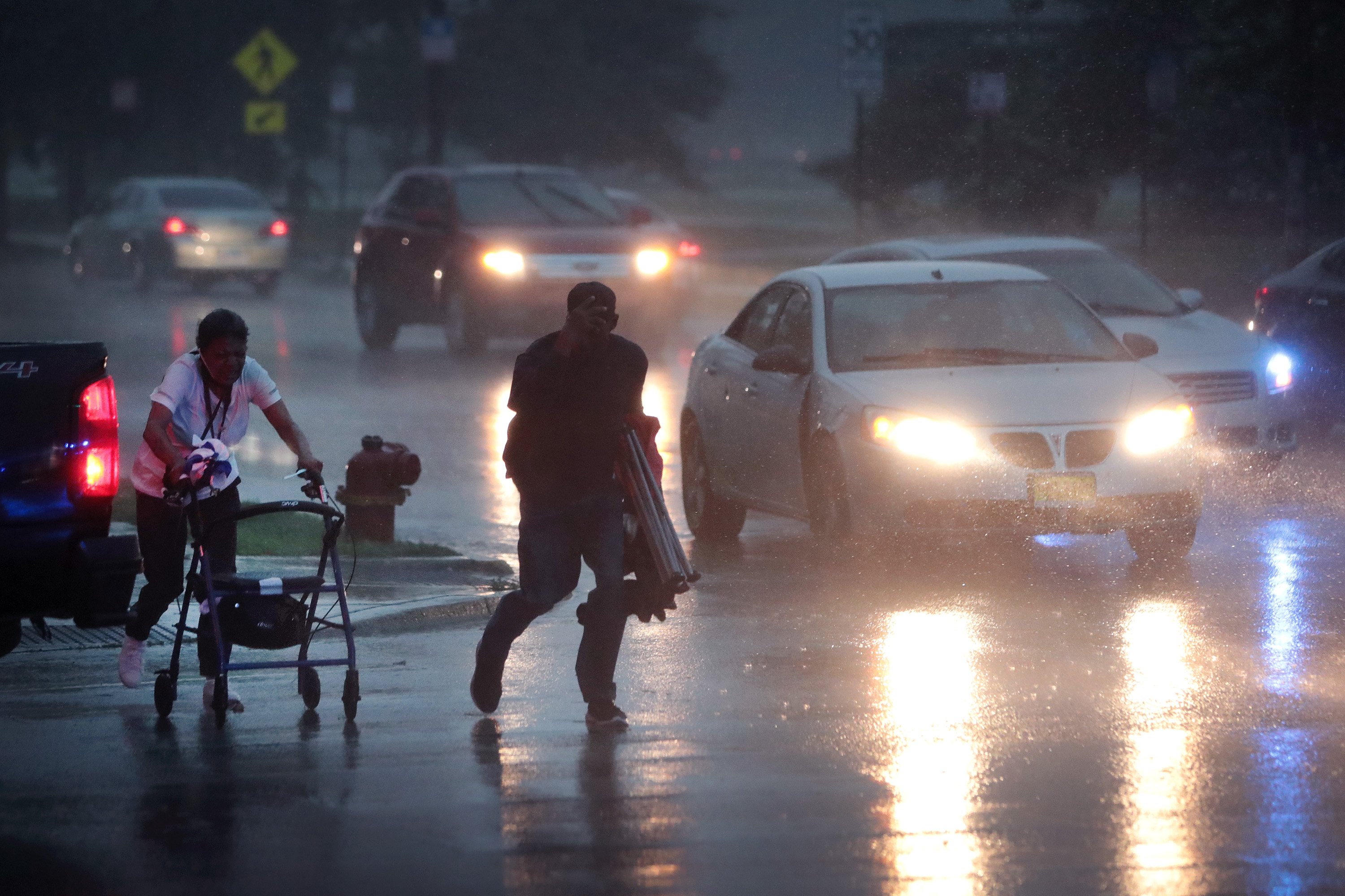 Severe thunderstorm watch issued as Chicago area prepares for powerful storms