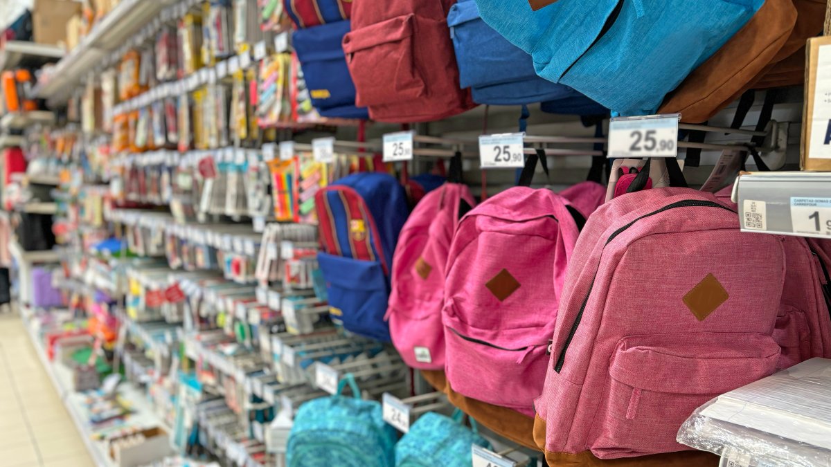 Which purchases are eligible for Illinois back-to-school sales tax holiday? Which purchases are eligible for Illinois back-to-school sales tax holiday?