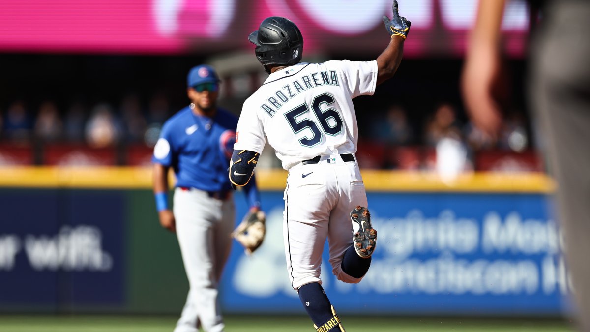 Randy Arozarena, Mariners beat Cubs after 9th inning meltdown