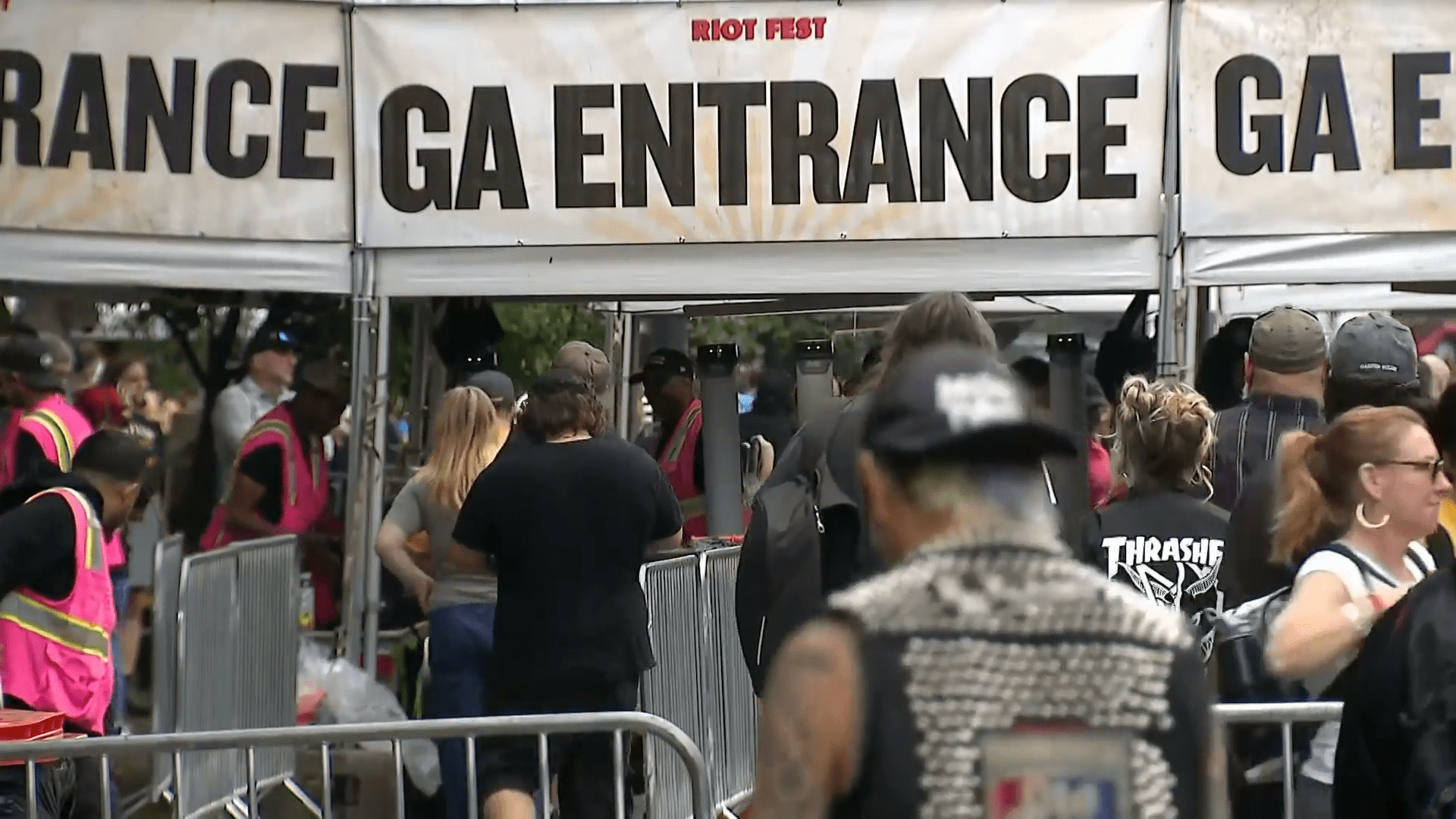 Riot Fest Day 2 to end early, some acts shortened and booted because of stormy weather