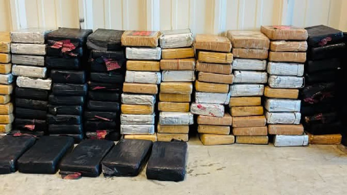 Truck driver carrying hundreds of pounds of cocaine worth $3.8M arrested in Indiana